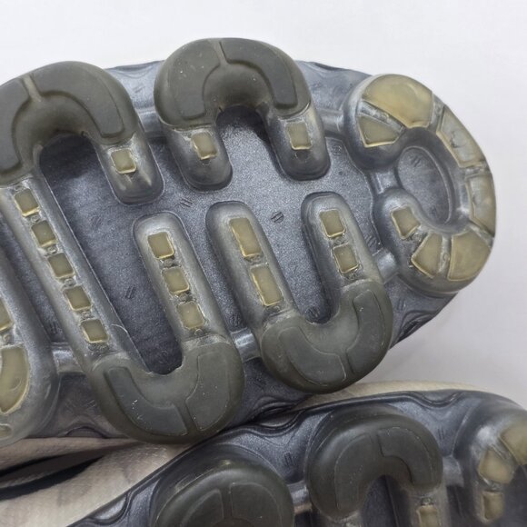 Size 11- Nike Air VaporMax 2019 Moon Particle - AR6631-200 - Picture 10 of 12